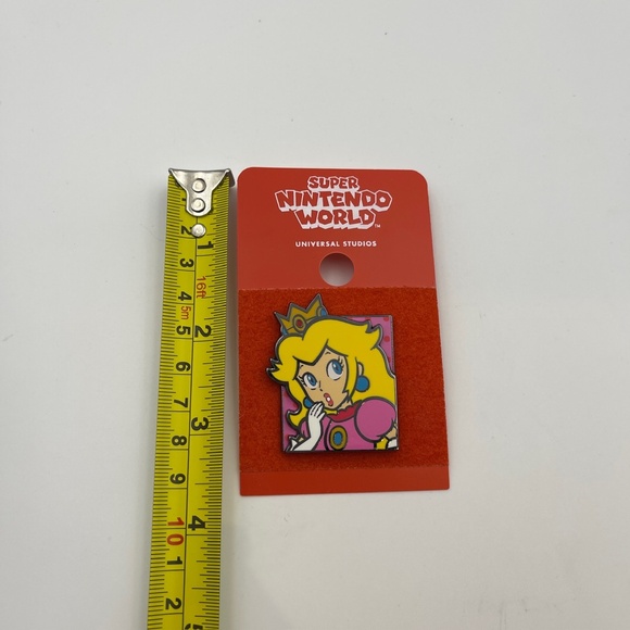 NEW universal Studios super Nintendo world princess peach character pin - Picture 3 of 4